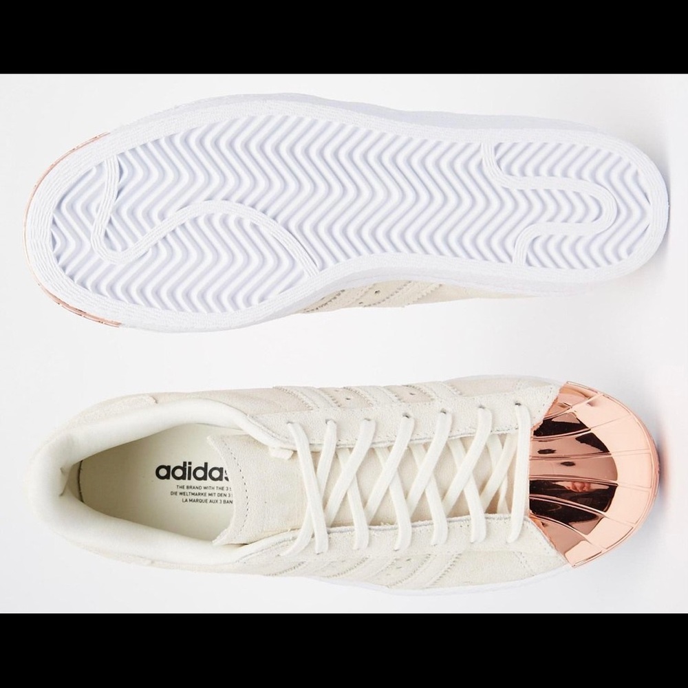 Suede White and Metal Toe Superstar Womens 8.5
